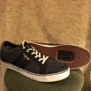 DZR Midnight Clip In Bicycle Sneakers Size 44 EU